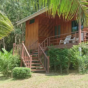 Lanta Hut Pensión