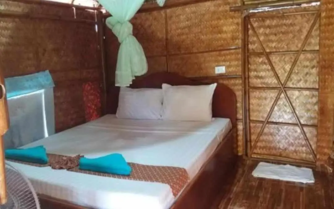 Lanta Long Beach Hostel Ko Lanta