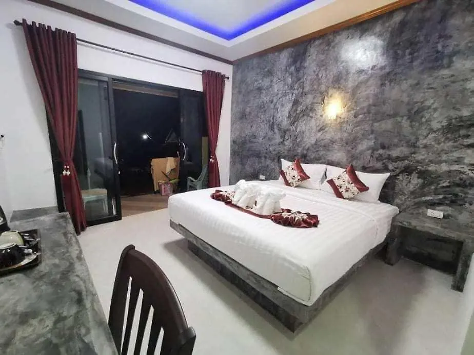 Lanta Long Beach Hostel Ko Lanta