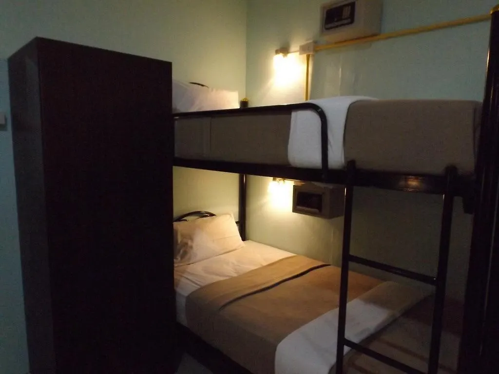 Lanta Long Beach Hostel Ko Lanta 0*,