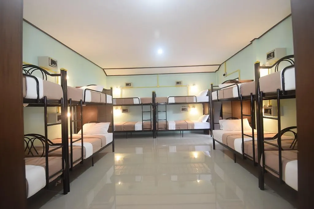 Lanta Long Beach Hostel Ko Lanta