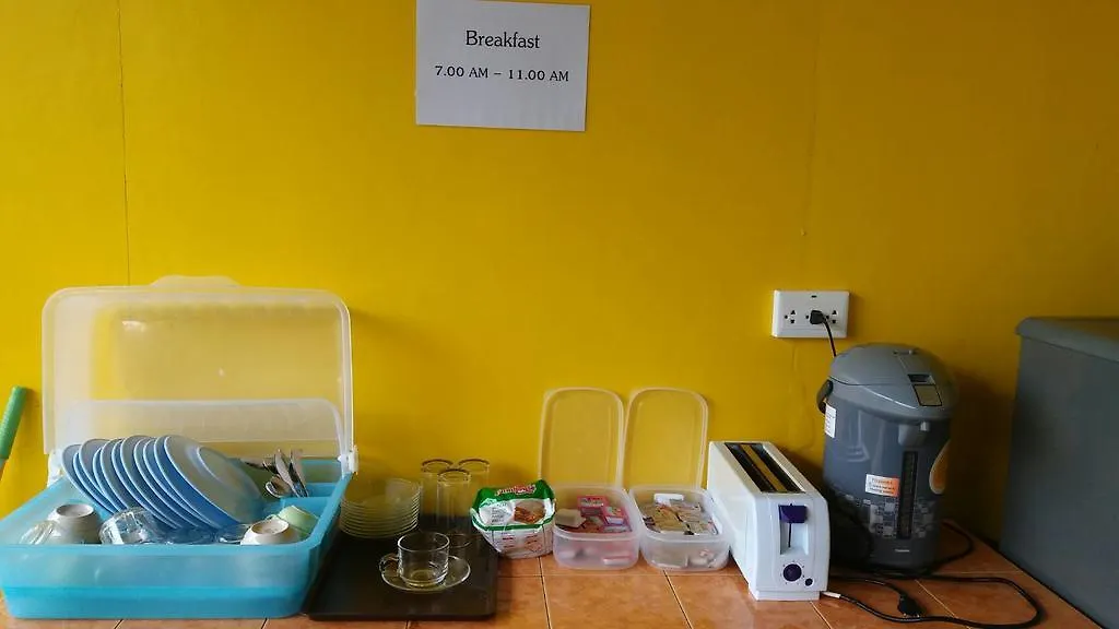 Lanta Long Beach Hostel Ko Lanta
